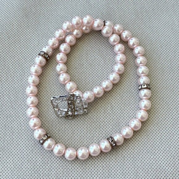 Pink Faux Pearl Necklace Rhinestone Spacers Toggle Closure 18 Inch Length - Picture 2 of 2